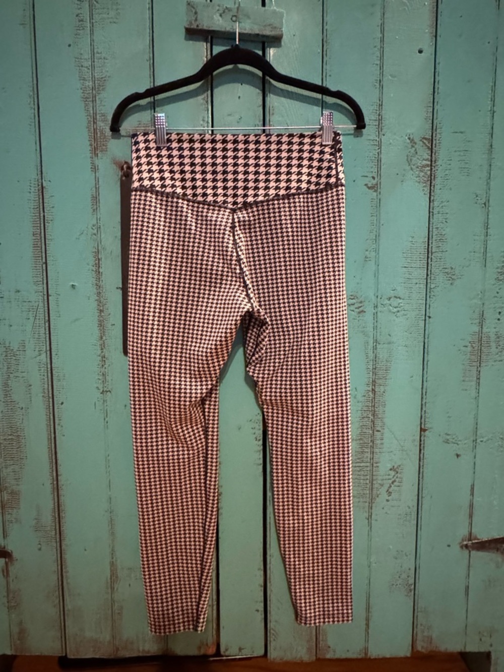 Nike Black and White Houndstooth Leggings